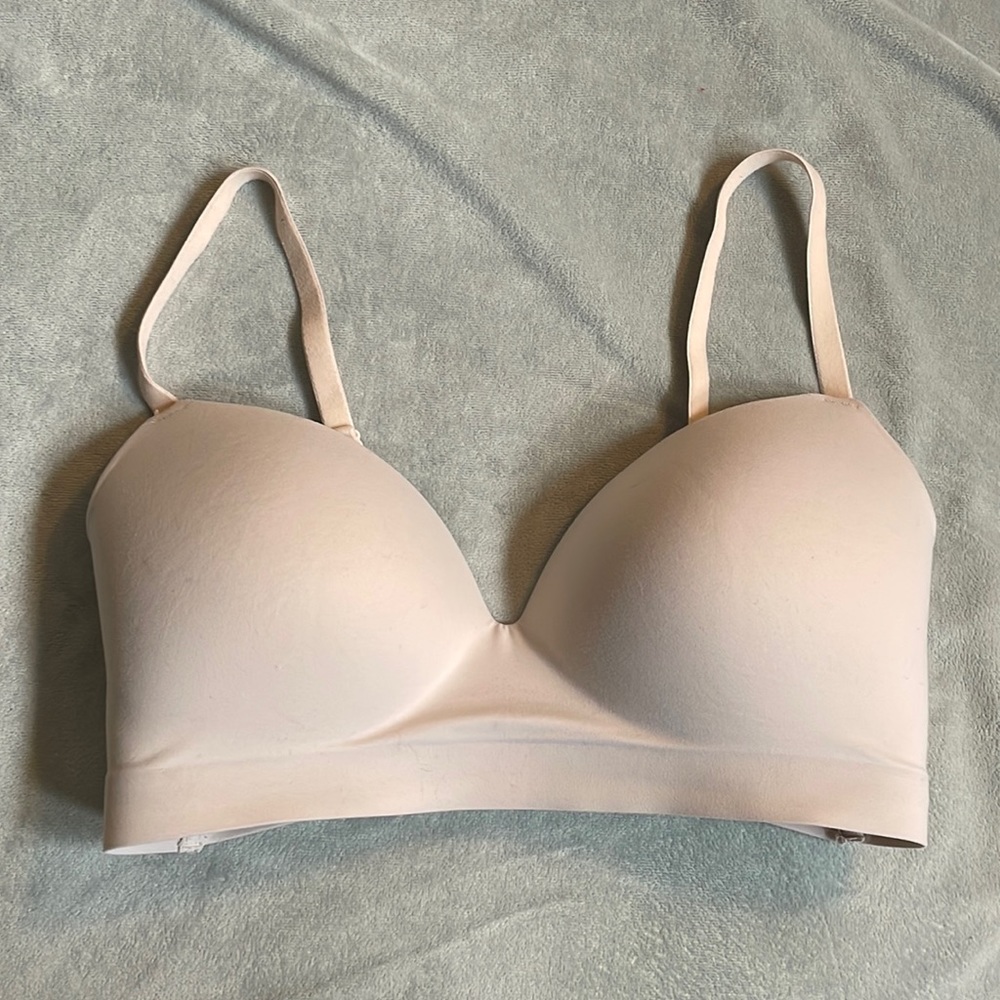 Soma Enbliss wireless bra— size 34D